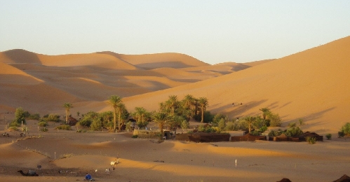 chez tihri "suerte loca " Hotel merzouga Riad merzouga :  services pour entreprises